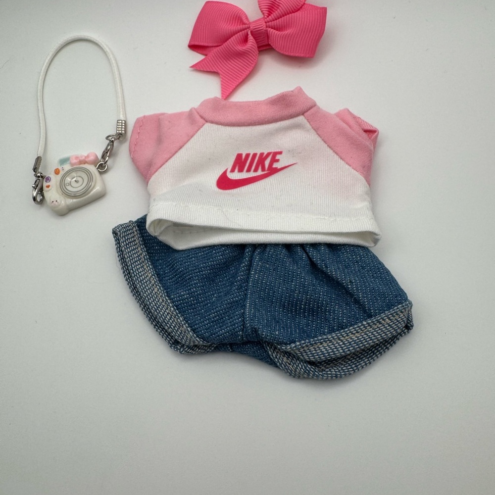 Labubu Outfit 4pc Set Pink